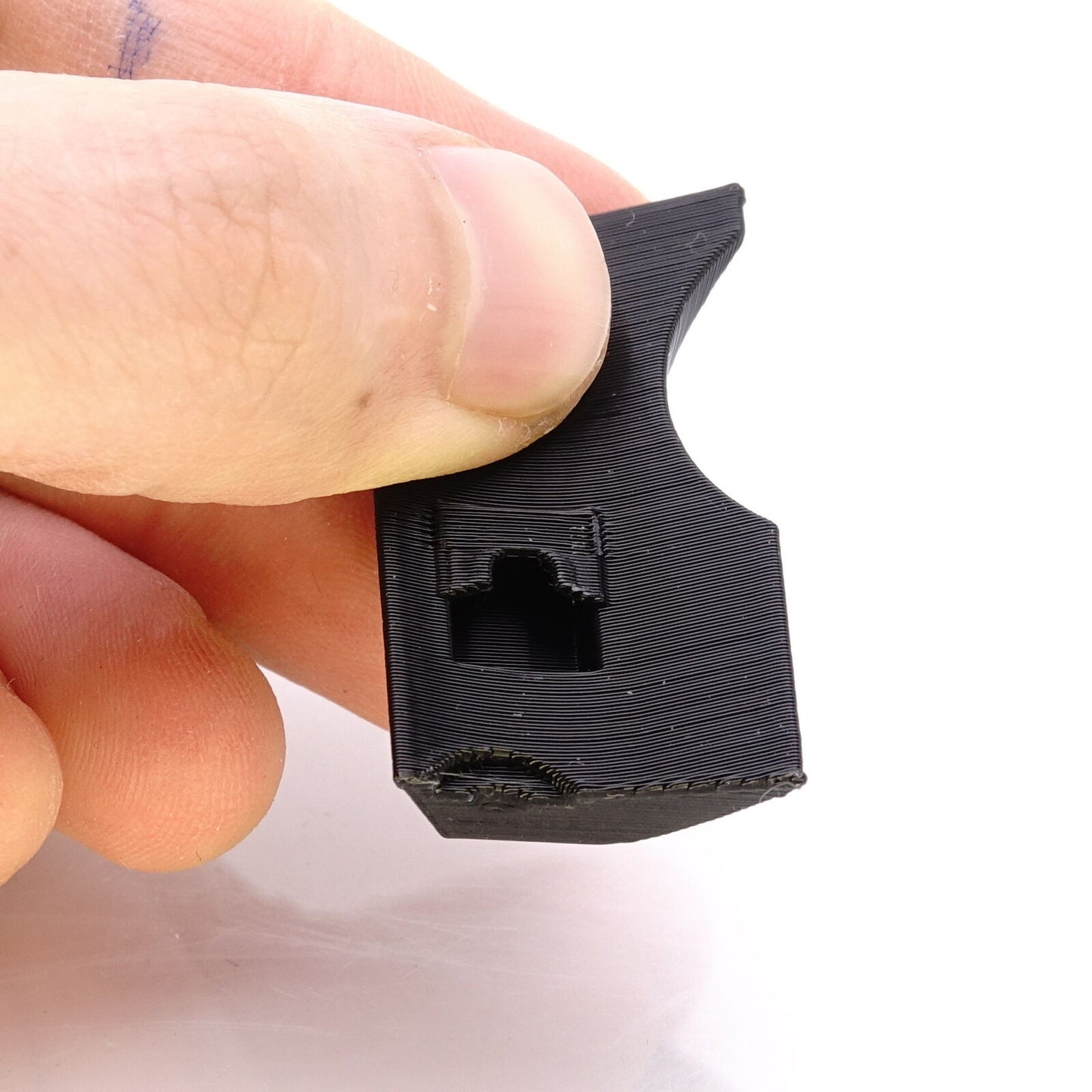 Ergonomic handgrip for Nikon FG