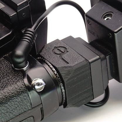 Flash adapter cold shoe with PC cable for Nikon F3, Canon F-1