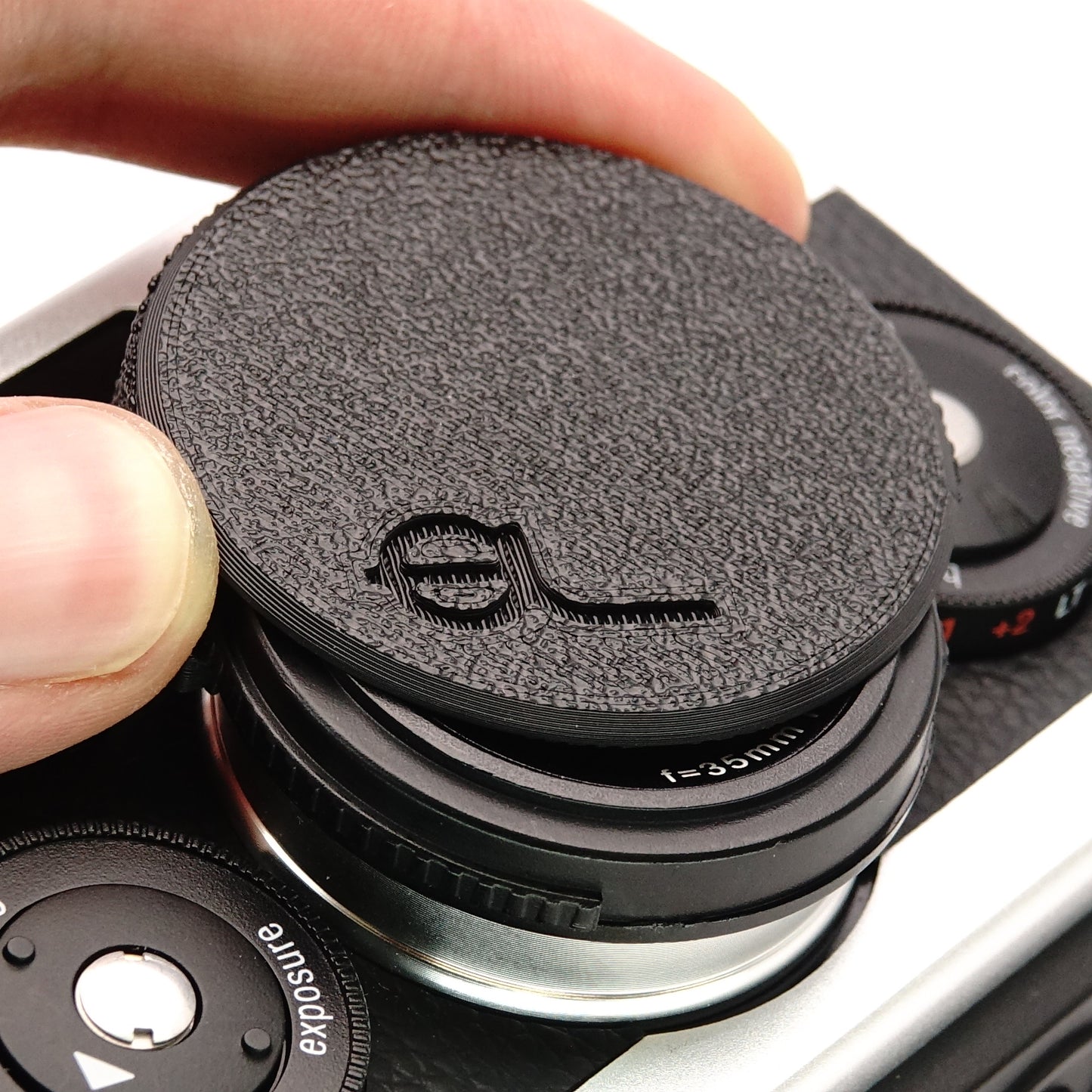 Accessori (tappi, adattatori, paraluce, custodia) per Rollei 35 AF