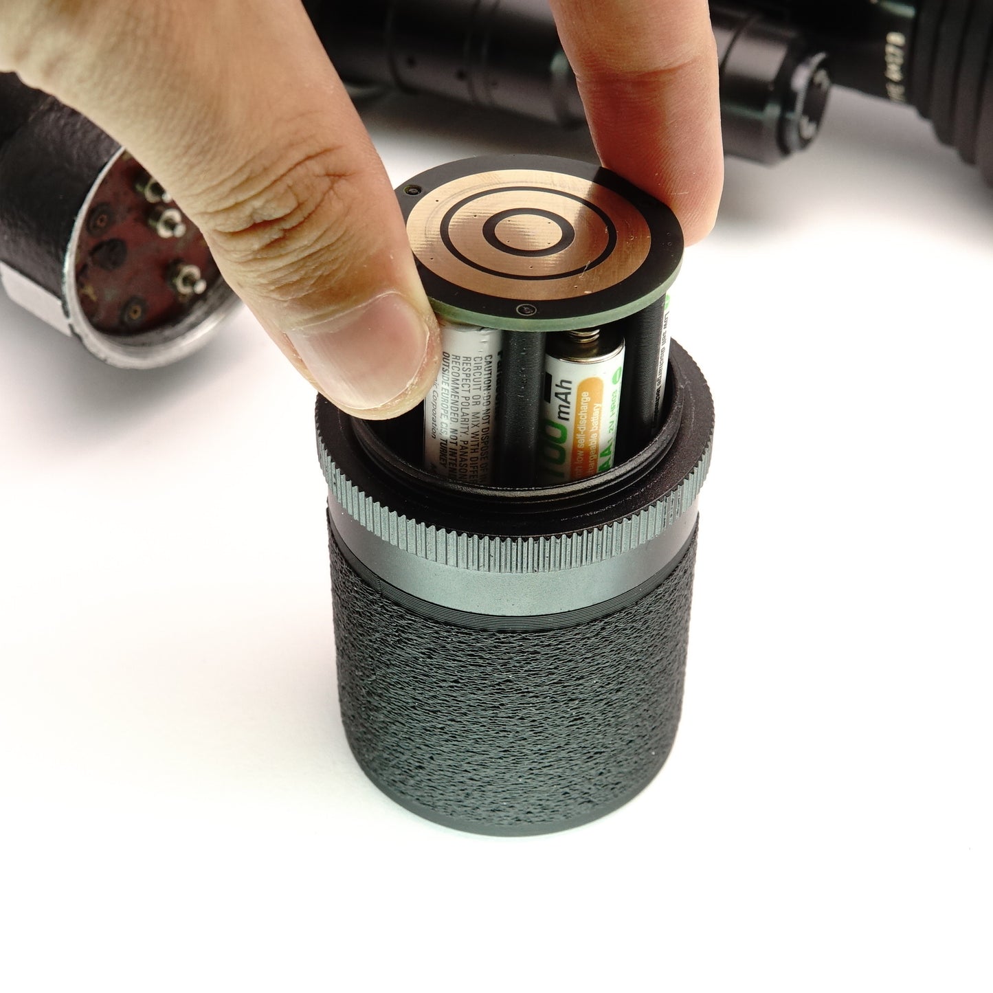 Batterieadapter (6x AAA) für Beaulieu R16 & 2016