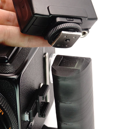 Empuñadura en L con Arca Swiss y compartimento para Darkslide para Hasselblad 500C/M, 503CW